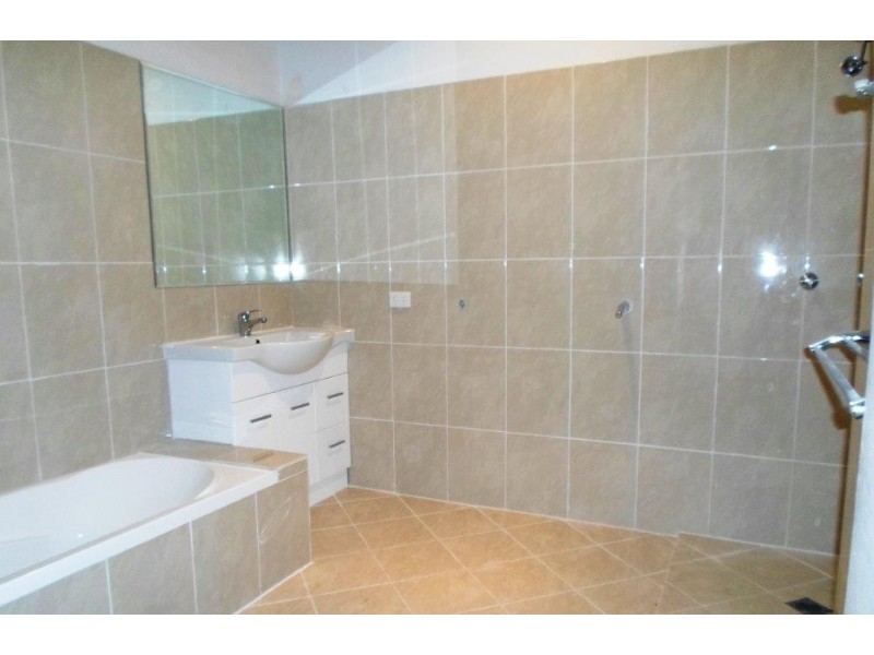 35 Fairview Street, Gunnedah NSW 2380