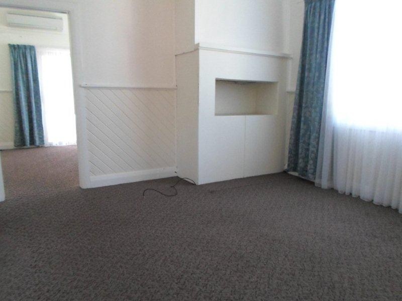 5 Barber Street, Gunnedah NSW 2380