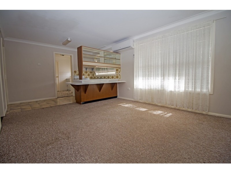 2/30 Pike Street, Gunnedah NSW 2380