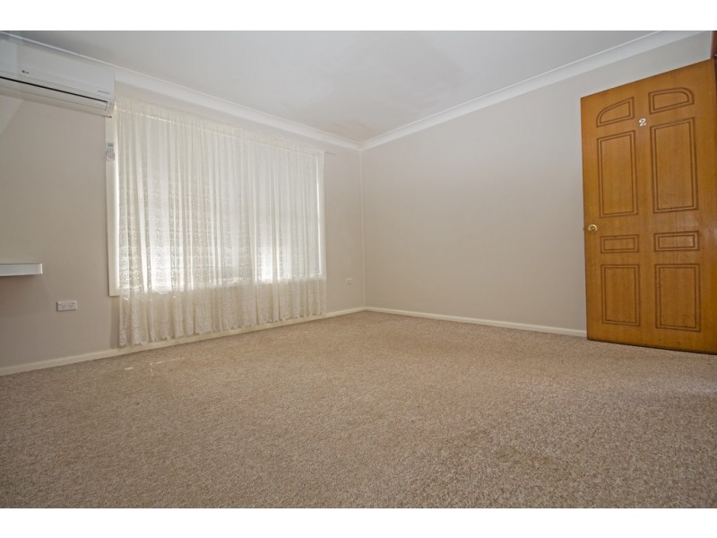 2/30 Pike Street, Gunnedah NSW 2380