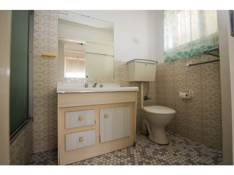 2/30 Pike Street, Gunnedah NSW 2380