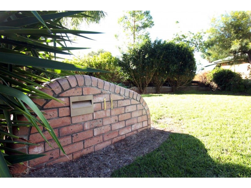 11 Kirkpatrick Place, Gunnedah NSW 2380