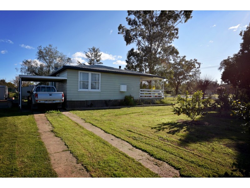 78-80 Breeza Street, Carroll NSW 2340