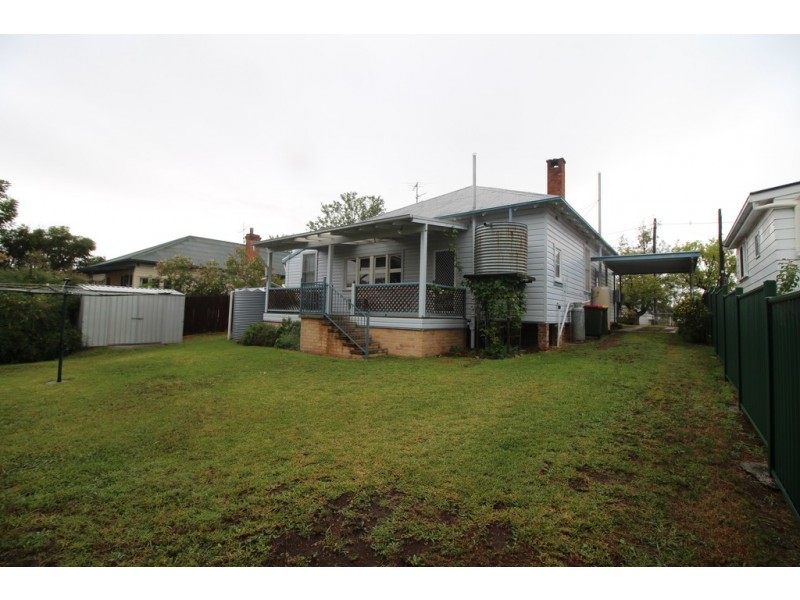 3 Lee Avenue, Quirindi NSW 2343