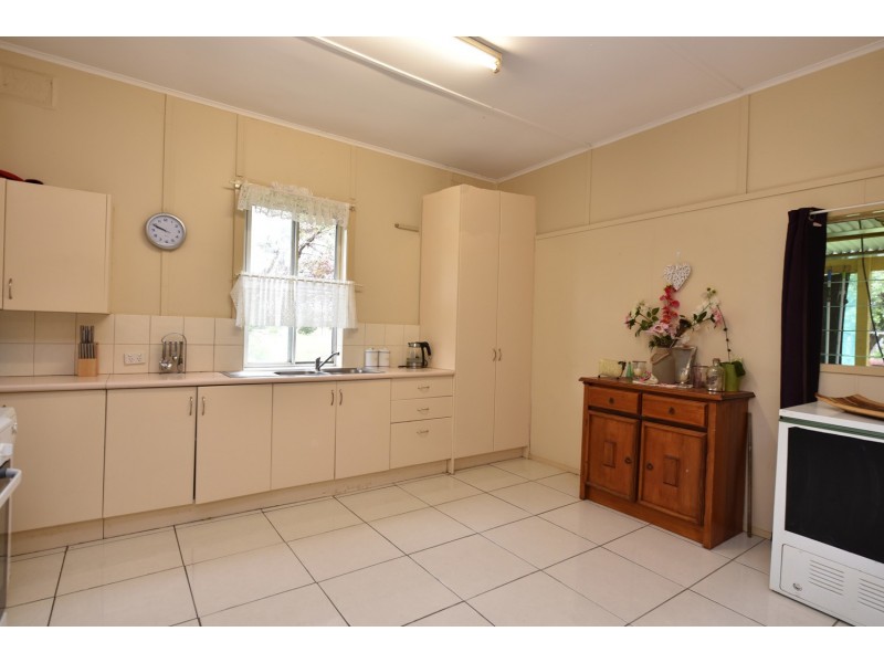 32 Merton Street, Boggabri NSW 2382