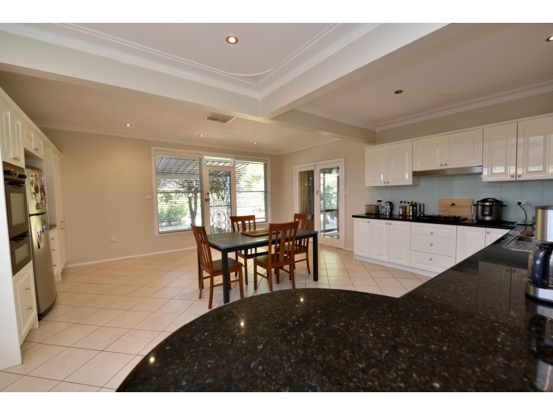 8 BRIDGE STREET, Gunnedah NSW 2380