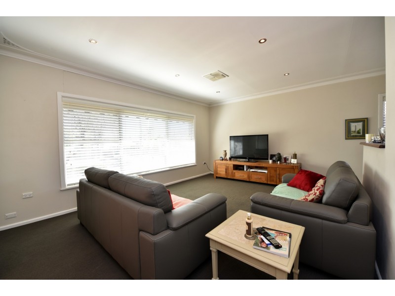 8 BRIDGE STREET, Gunnedah NSW 2380