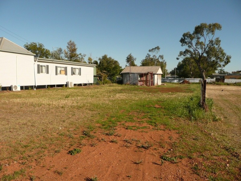 6 Pine st, Curlewis NSW 2381