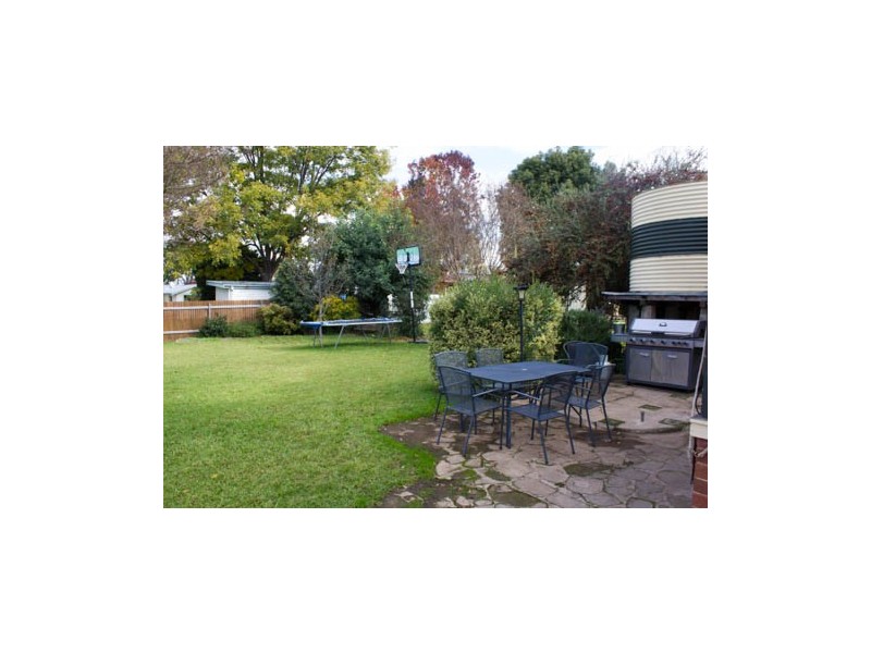 96 Martin Street, Coolah NSW 2843