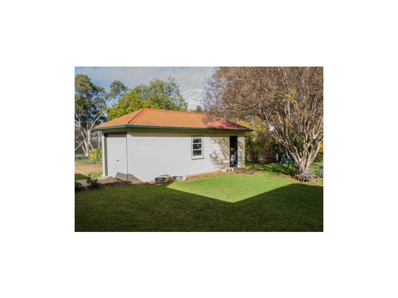 96 Martin Street, Coolah NSW 2843