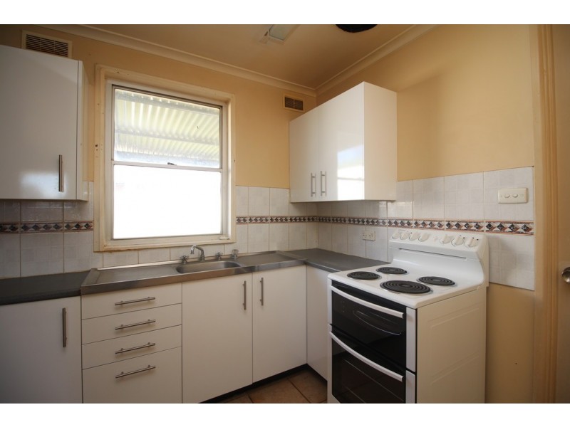 25 Herbert, Gunnedah NSW 2380