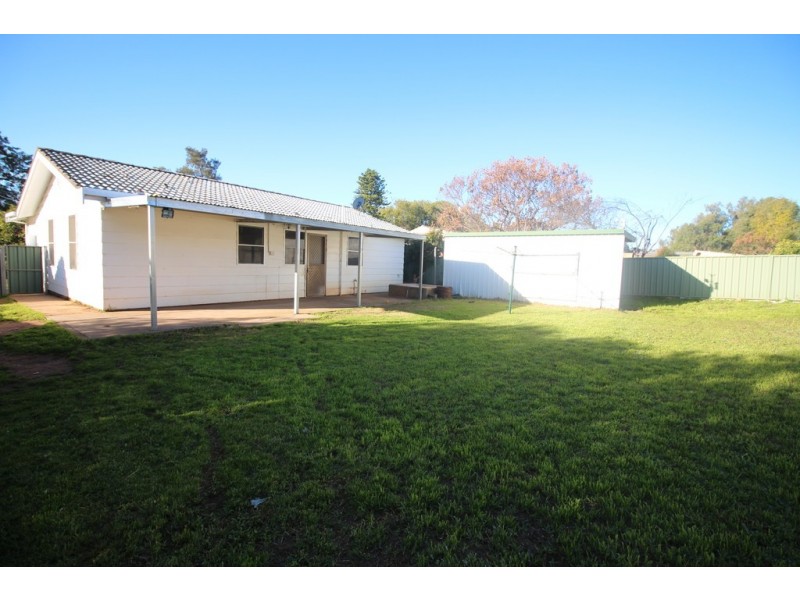 25 Herbert, Gunnedah NSW 2380