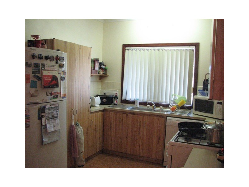 32 GRANBERRY DRIVE, Carnarvon WA 6701