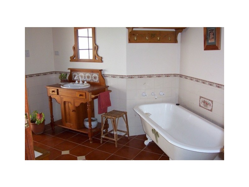 2 BIRD STREET, Carnarvon WA 6701