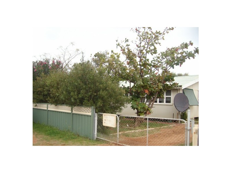 56 Cleaver Street, Carnarvon WA 6701