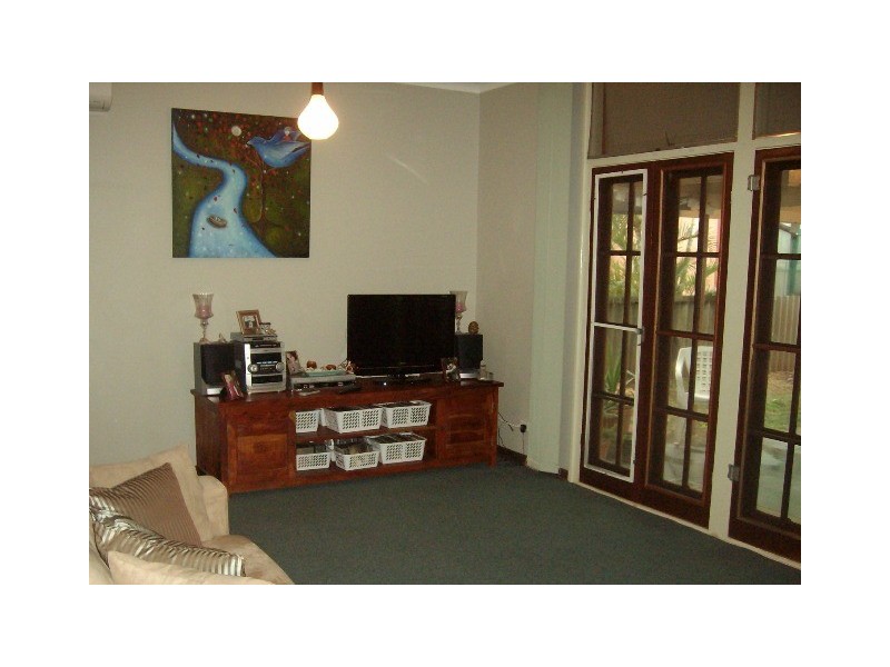 12 Wheelock Way, Carnarvon WA 6701