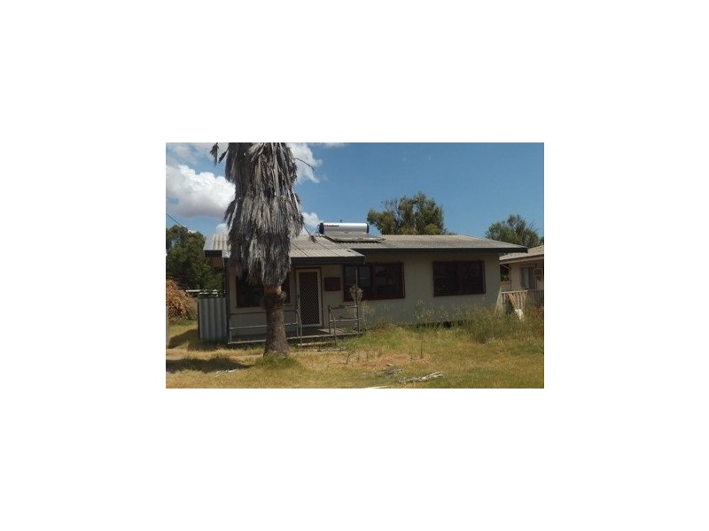 3 CRAIG STREET, Carnarvon WA 6701