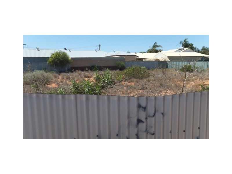 5 Carson Place, Carnarvon WA 6701