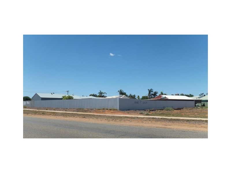 5 Carson Place, Carnarvon WA 6701