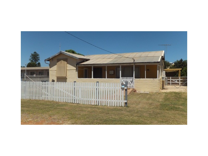 22 Brown Street, Carnarvon WA 6701