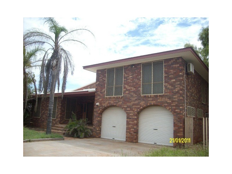 17 Maslen Street, Carnarvon WA 6701