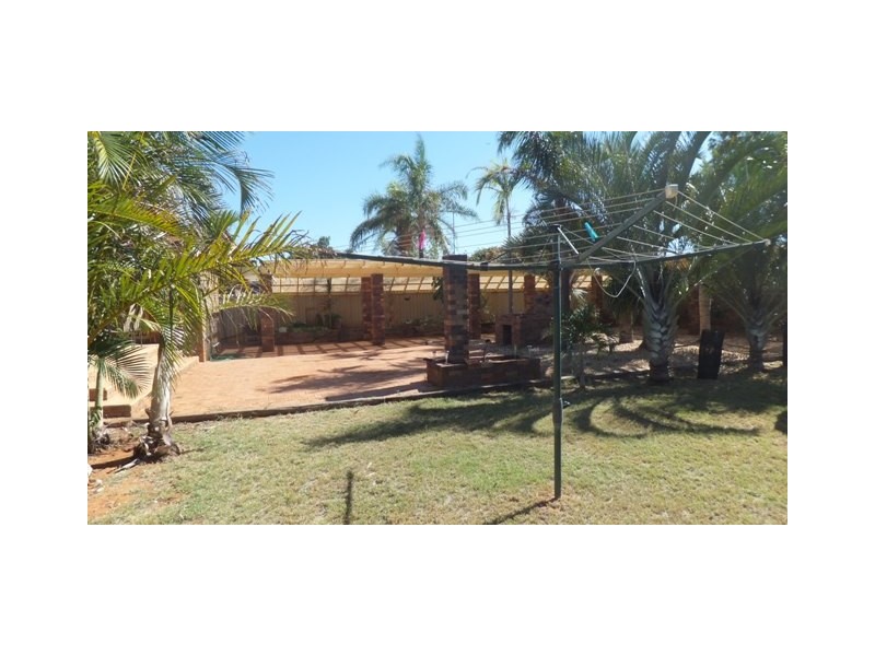 17 Maslen Street, Carnarvon WA 6701