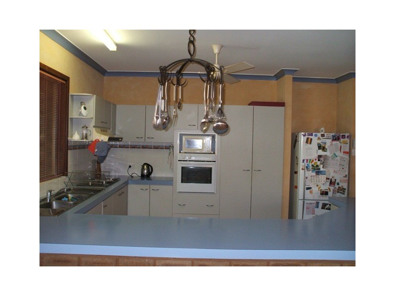 1 SNOOK COURT, Carnarvon WA 6701