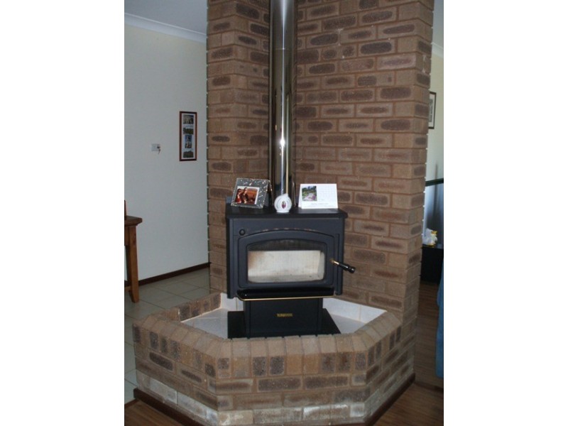 1 SNOOK COURT, Carnarvon WA 6701