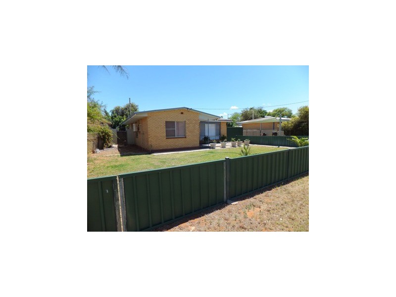 3 SMITH STREET, Carnarvon WA 6701