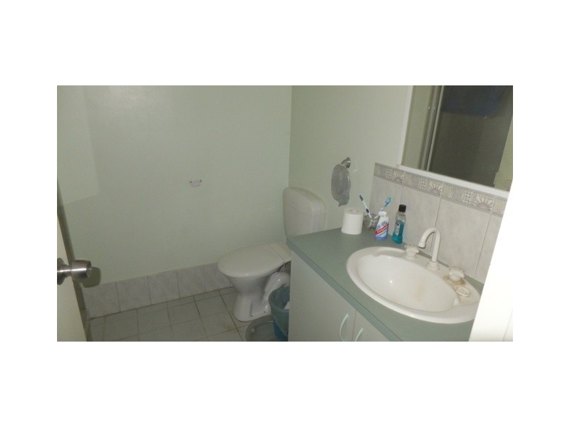 2 SNOOK COURT, Carnarvon WA 6701