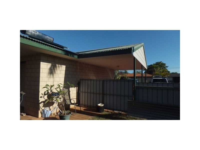 2 SNOOK COURT, Carnarvon WA 6701