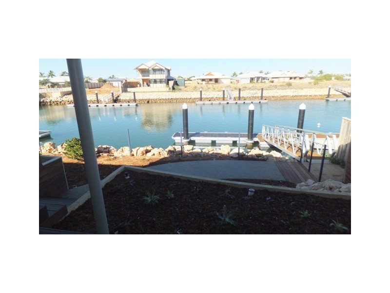 11 JAAGA COVE, Carnarvon WA 6701