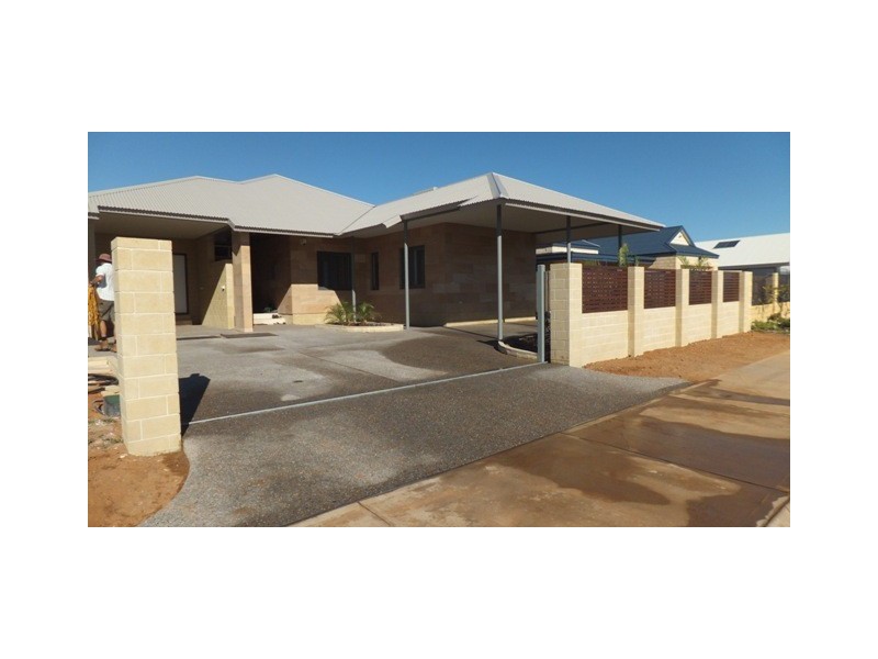 11 JAAGA COVE, Carnarvon WA 6701