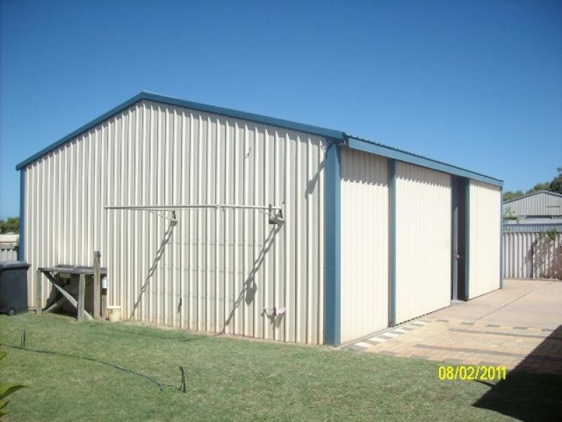 10 Mcleod Street, Carnarvon WA 6701