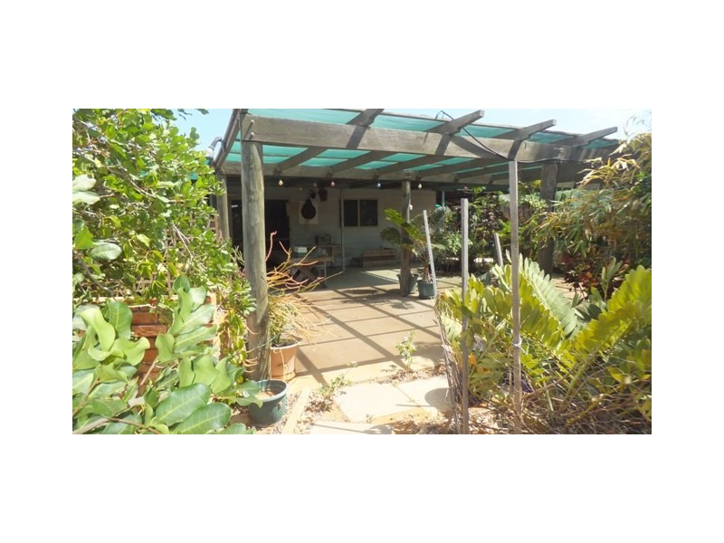 34 marmion street, Carnarvon WA 6701