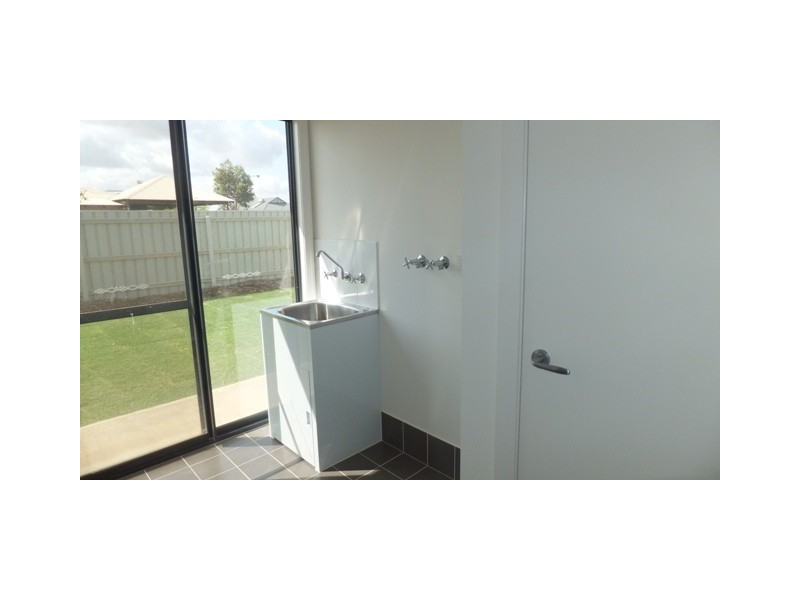 22 Mindirra Crescent, Brockman, Carnarvon WA 6701