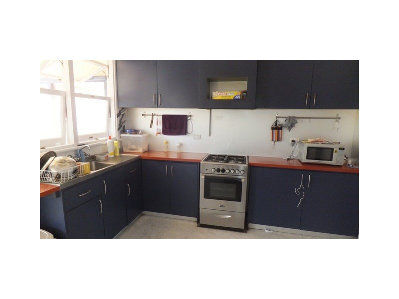 9 HAMMOND STREET, Carnarvon WA 6701