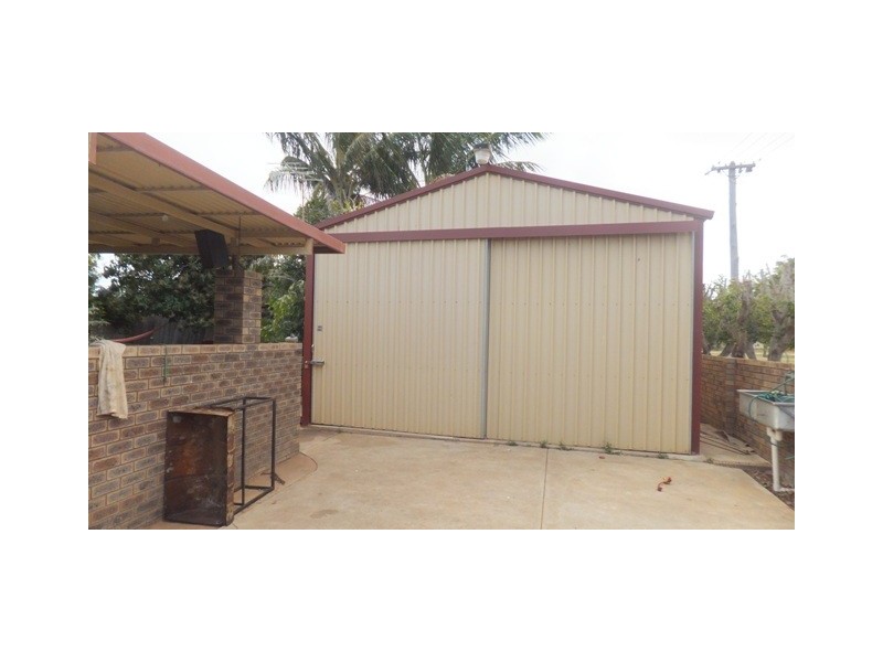 2 EWING PLACE, Carnarvon WA 6701