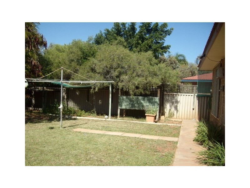 3 MEIKLEJOHN CRESCENT BROCKMAN, Carnarvon WA 6701