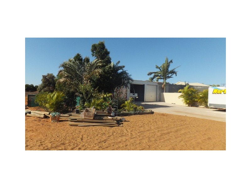 48 GLARIS STREET, Carnarvon WA 6701