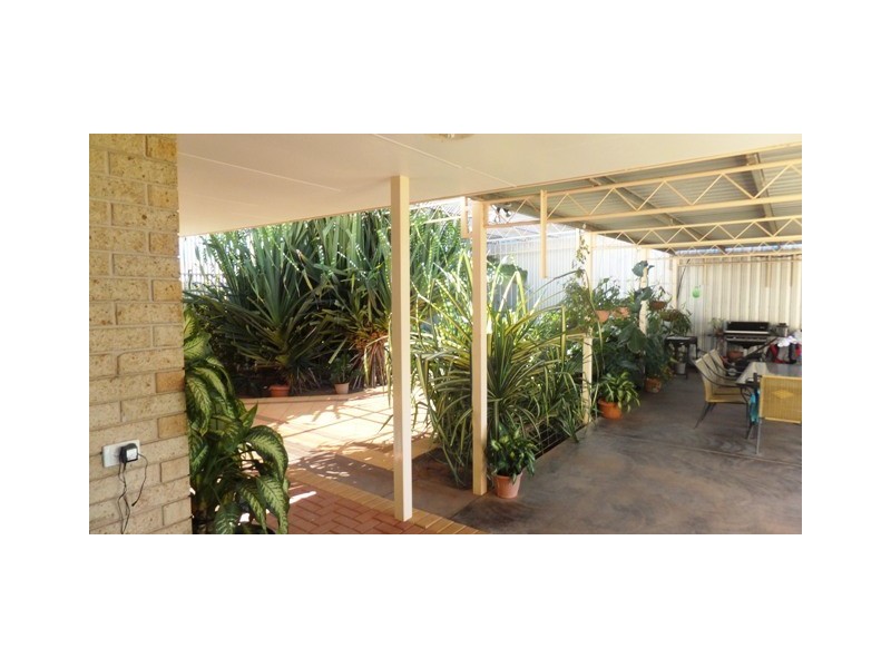 48 GLARIS STREET, Carnarvon WA 6701