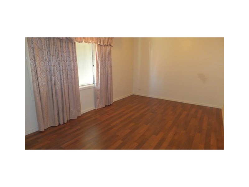 10 Shallcross Street, Carnarvon WA 6701