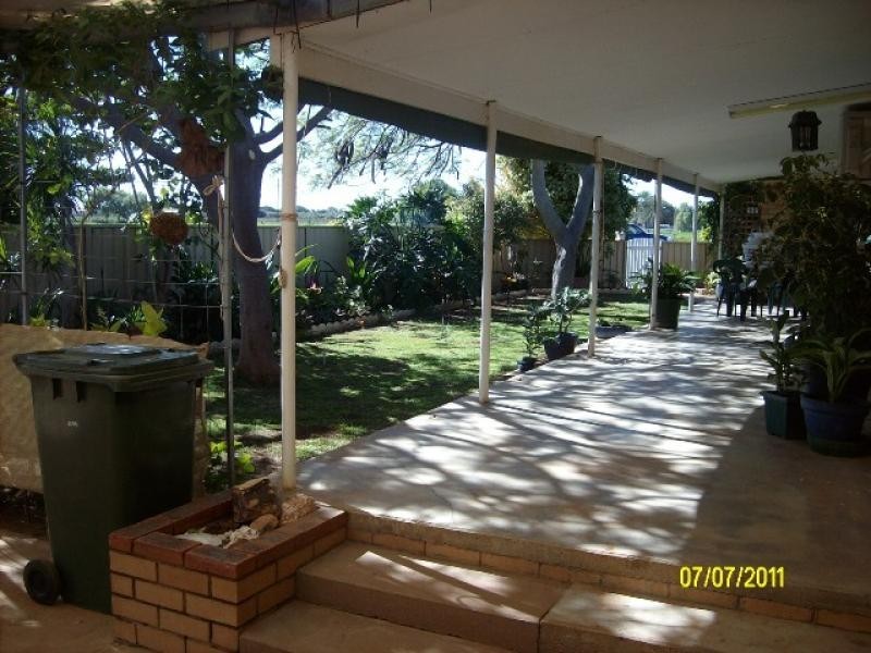 25 ANGELO STREET EAST, Carnarvon WA 6701