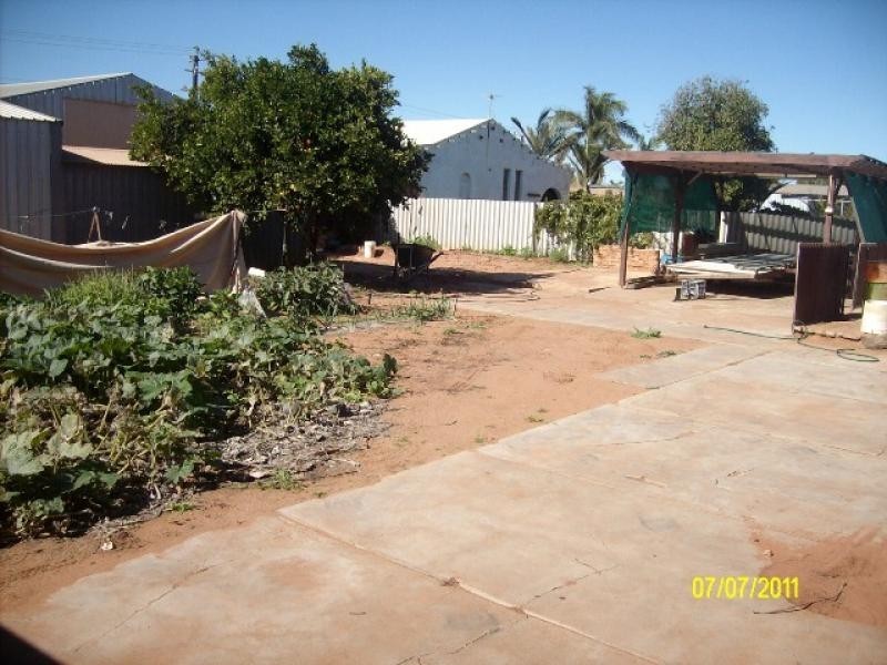 25 ANGELO STREET EAST, Carnarvon WA 6701