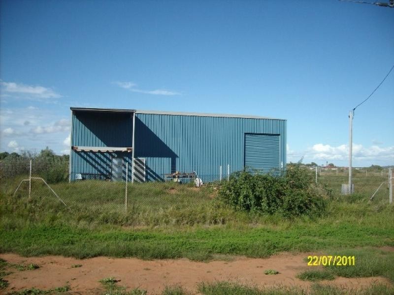 143 BOUNDARY ROAD, Carnarvon WA 6701