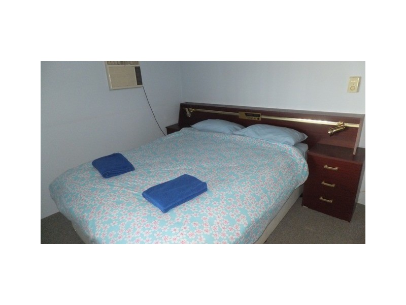 50 SHALLCROSS STREET, Carnarvon WA 6701