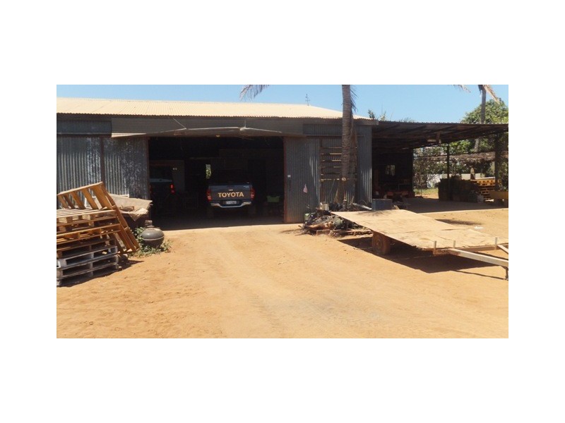 176 South River Road, South Plantations WA 6701