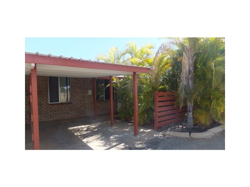 Unit 6 , 120 Robinson Street, Carnarvon WA 6701