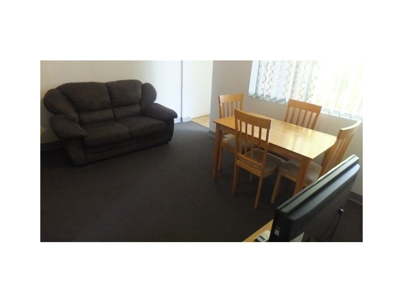 Unit 6 , 120 Robinson Street, Carnarvon WA 6701