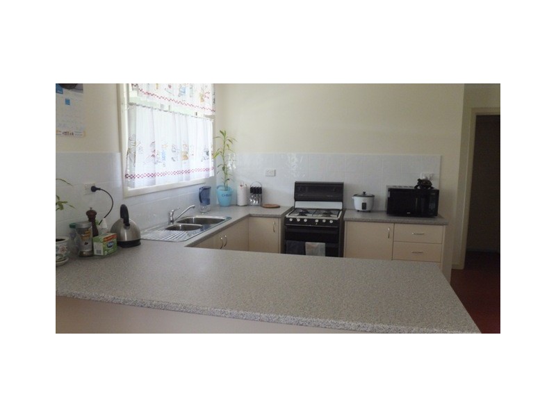 10 Lukis Place, Carnarvon WA 6701